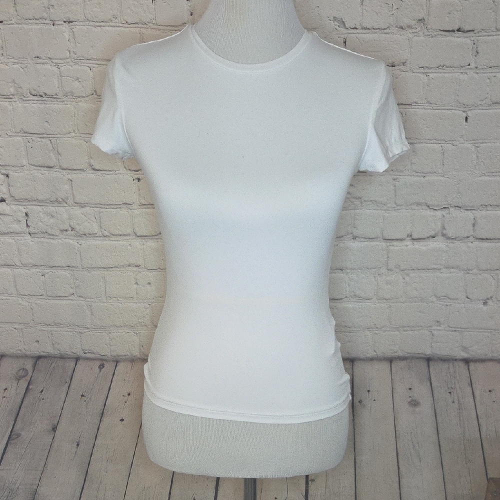 H&M White Short Sleeve Crewneck Tee